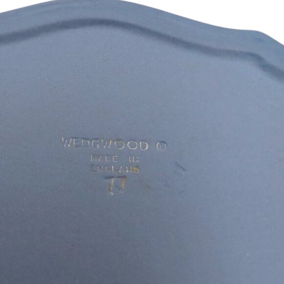 Vtg Wedgewood Jasperware Trinket Dish 77 Blue Oval Neoclassical Relief 4.5" - Picture 7 of 11